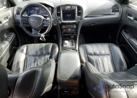 2019 Chrysler 300 S z USA, uszkodzony, nr VIN 2C3CCAGG1KH536827